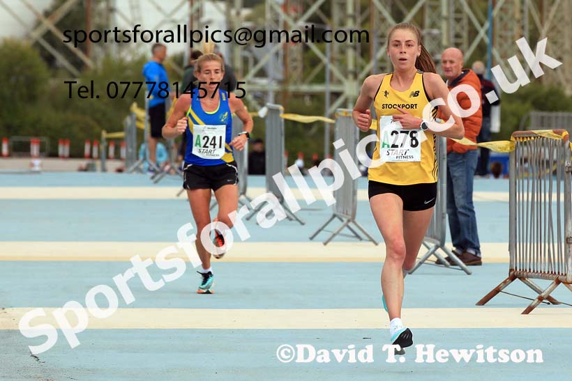 Senior womens 4 Stage Relay, 2022 Northern Road Relays, SportsCity, Manchester. Photo: David T. Hewitson/Sports for All Pics